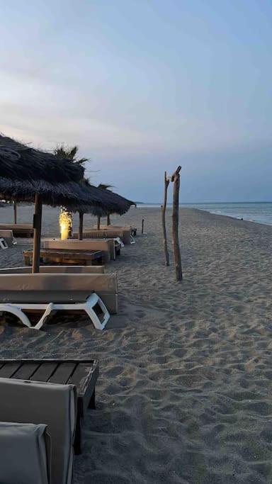 T3 - Parking - Plage / 6 Personnes Le Barcares Exterior photo